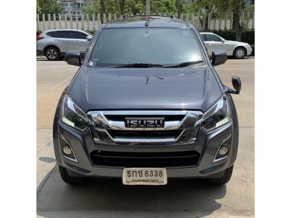 2016 Isuzu D-Max 1.9 CAB4 สีเทา เกียร์ออโต้